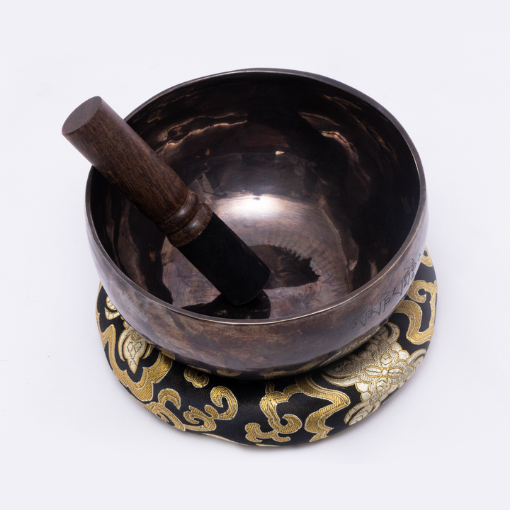 Full Moon - Om Mani Padme Hum Singing Bowl