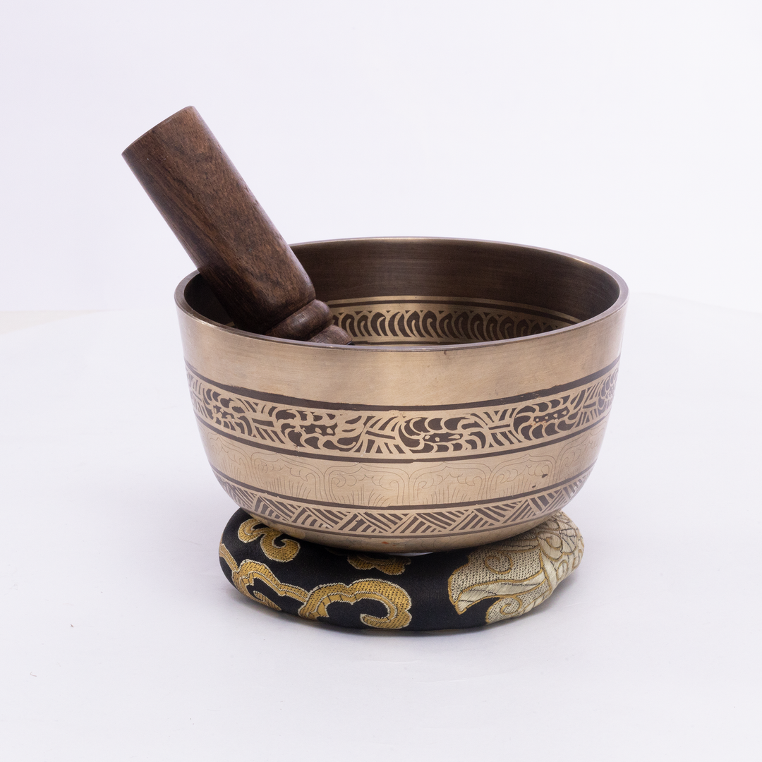 Buddha eye singing bowl